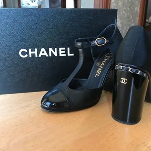 Chanel 16B Mary-Jane Pumps
